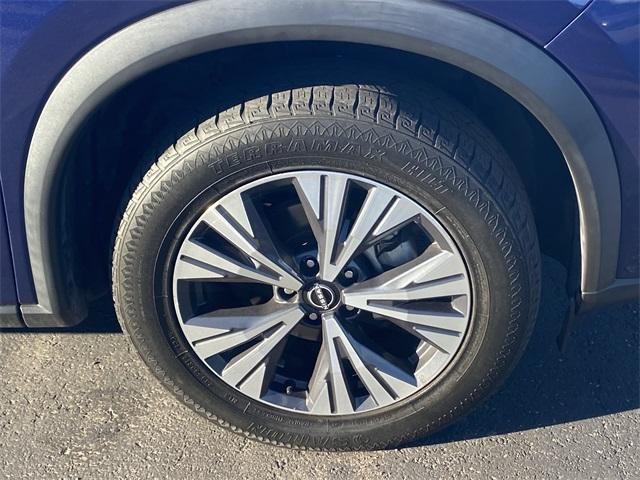 used 2023 Nissan Rogue car, priced at $17,999