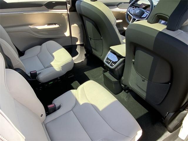 new 2025 Volvo EX90 car, priced at $87,640
