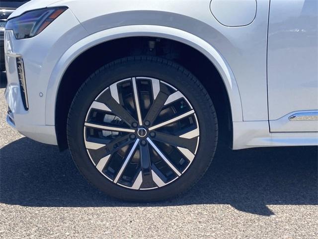 new 2025 Volvo XC90 Plug-In Hybrid car, priced at $82,405