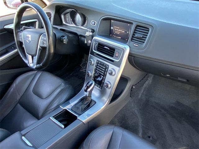 used 2018 Volvo V60 Cross Country car, priced at $16,550