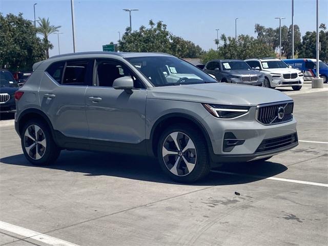new 2025 Volvo XC40 car, priced at $48,335
