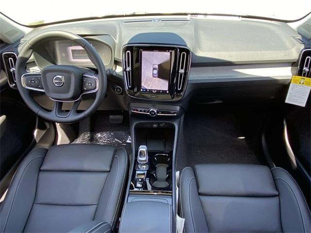 new 2025 Volvo XC40 car, priced at $48,335