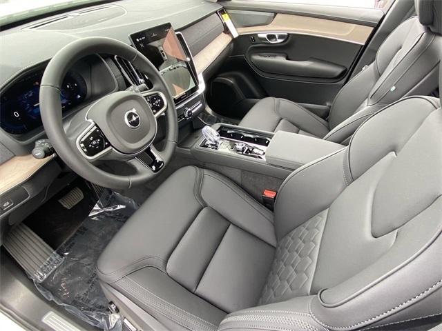 new 2025 Volvo XC90 car, priced at $65,555