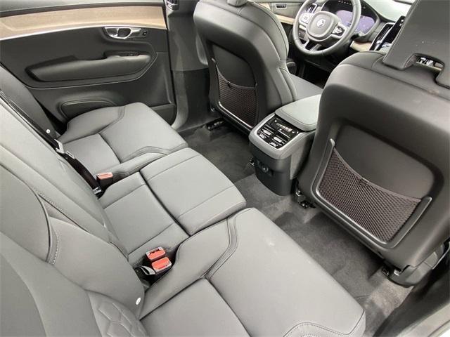 new 2025 Volvo XC90 car, priced at $65,555