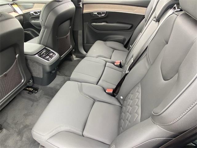 new 2025 Volvo XC90 car, priced at $65,555