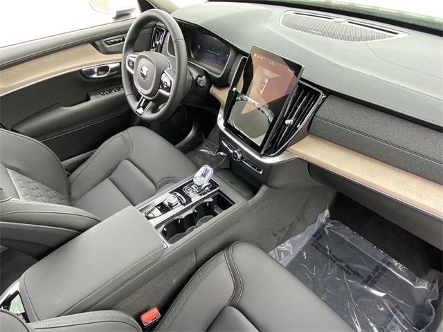 new 2025 Volvo XC90 car, priced at $65,555
