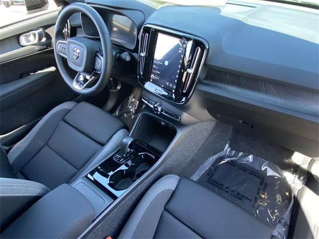 new 2025 Volvo EX40 car, priced at $54,795