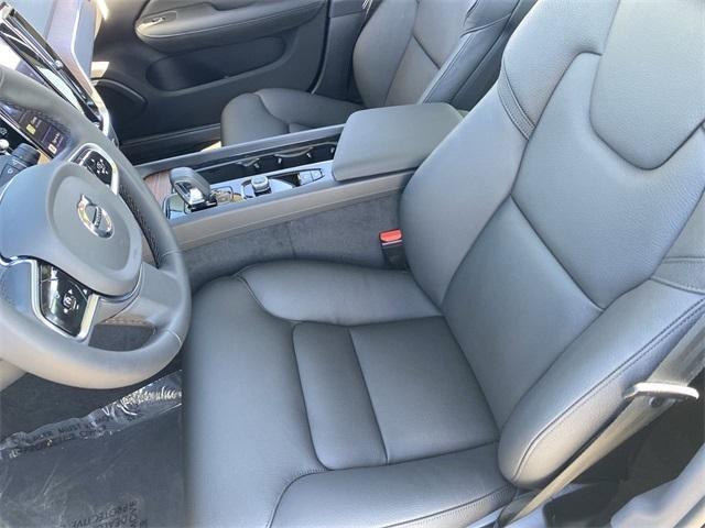new 2024 Volvo S60 car, priced at $48,925