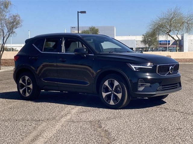 new 2025 Volvo XC40 car, priced at $48,315