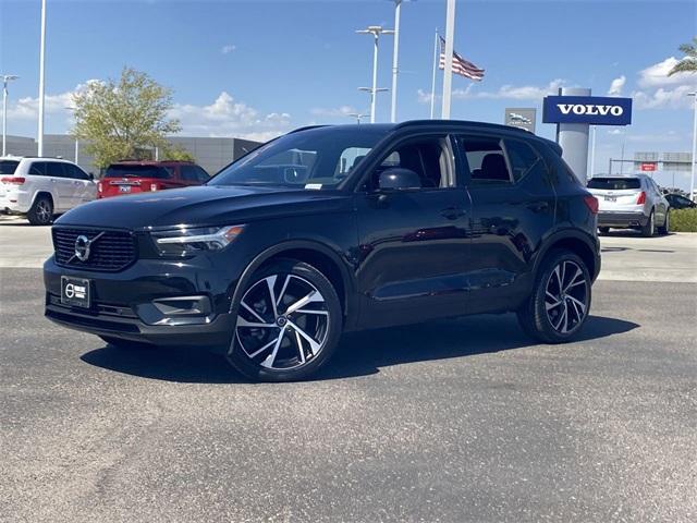used 2022 Volvo XC40 car, priced at $28,999