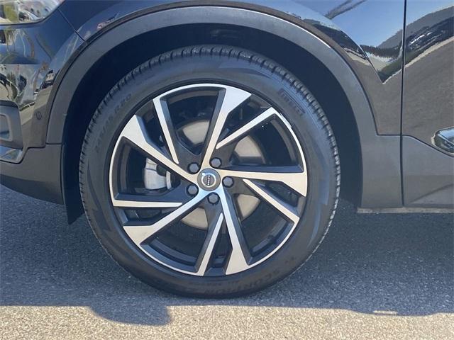 used 2022 Volvo XC40 car, priced at $28,999