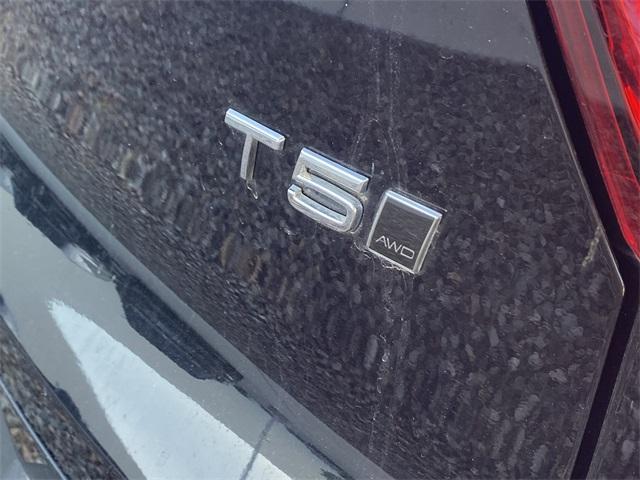 used 2022 Volvo XC40 car, priced at $29,999