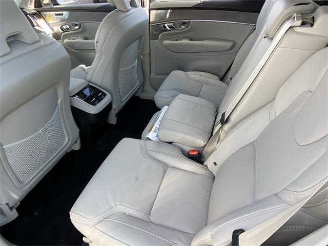 new 2025 Volvo XC90 car, priced at $79,345