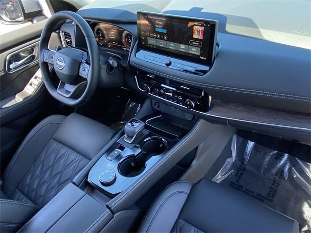 used 2025 Nissan Rogue car, priced at $35,999