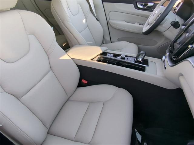 new 2025 Volvo XC60 Plug-In Hybrid car, priced at $63,475