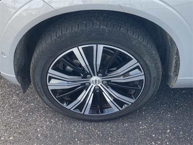 used 2022 Volvo XC60 car, priced at $31,999