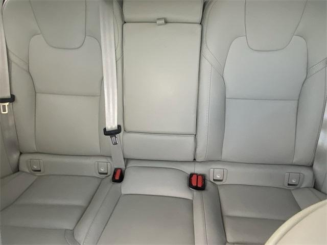 used 2022 Volvo XC60 car, priced at $31,999