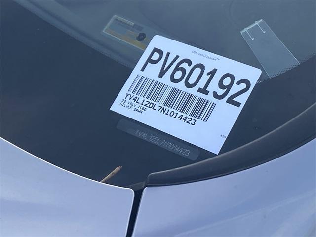 used 2022 Volvo XC60 car, priced at $31,999