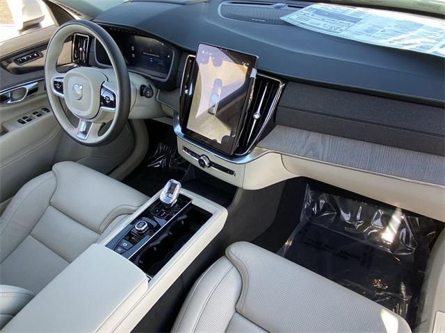 new 2025 Volvo XC90 car, priced at $73,215