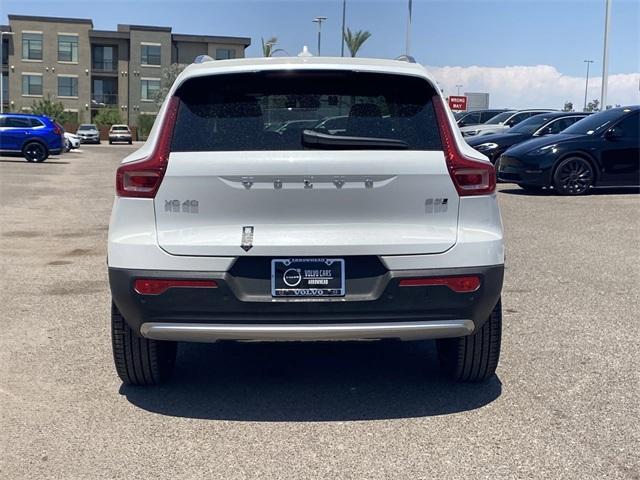 new 2025 Volvo XC40 car, priced at $50,825
