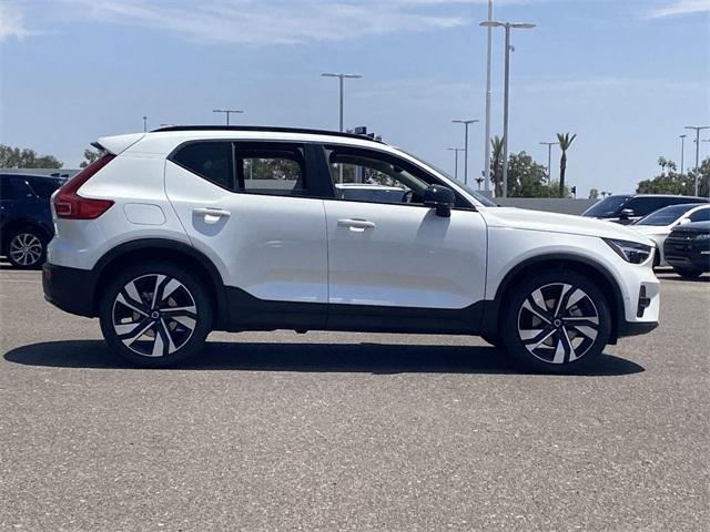 new 2025 Volvo XC40 car, priced at $50,825