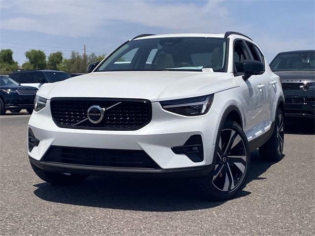 new 2025 Volvo XC40 car, priced at $50,825