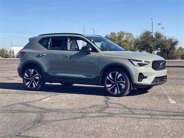 new 2025 Volvo XC40 car, priced at $48,820