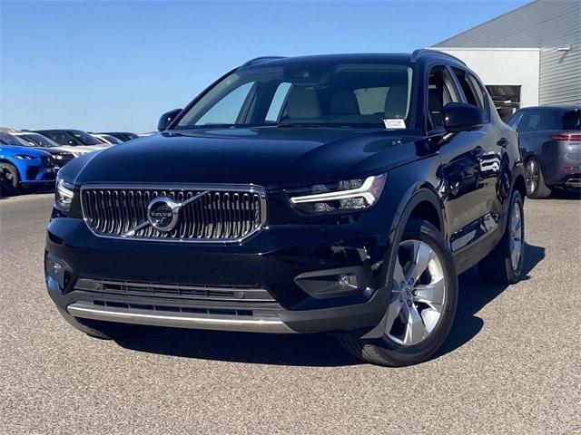 used 2022 Volvo XC40 car, priced at $28,250