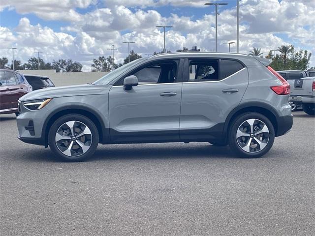 new 2025 Volvo XC40 car, priced at $46,035