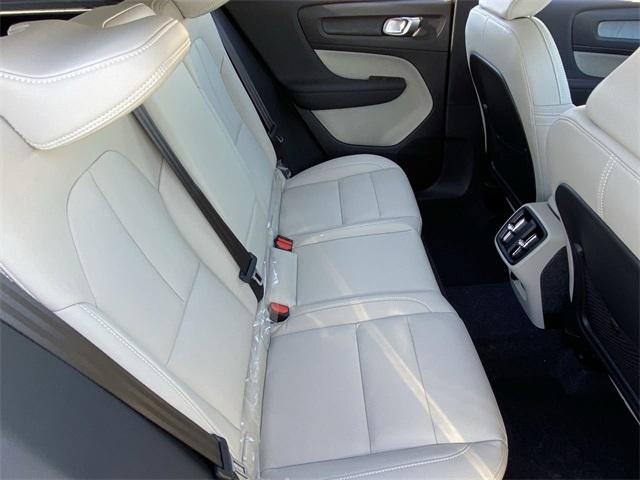new 2025 Volvo XC40 car, priced at $48,315