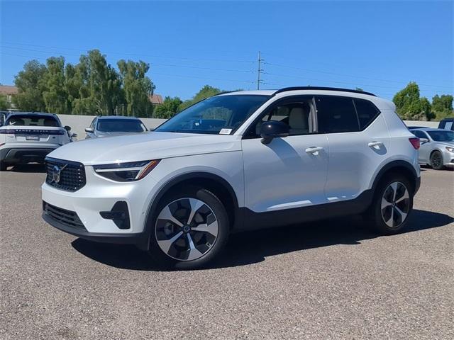 new 2025 Volvo XC40 car, priced at $48,335