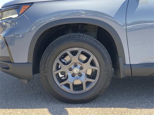 used 2024 Honda Pilot car, priced at $41,999