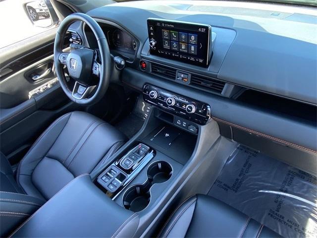 used 2024 Honda Pilot car, priced at $41,999