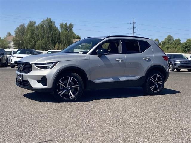 used 2024 Volvo XC40 car, priced at $33,062