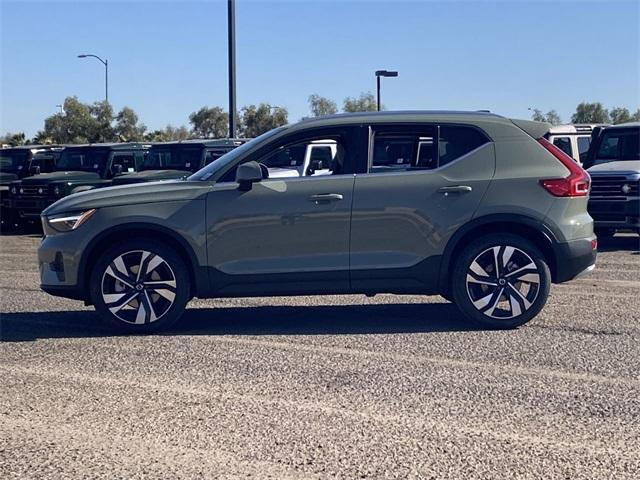 new 2025 Volvo XC40 car, priced at $50,595