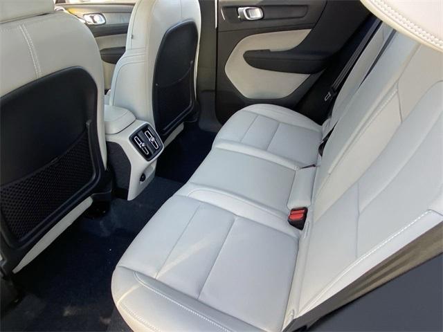new 2025 Volvo XC40 car, priced at $50,595