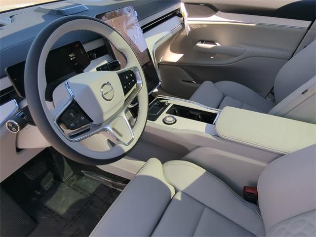 new 2025 Volvo EX90 car, priced at $88,945