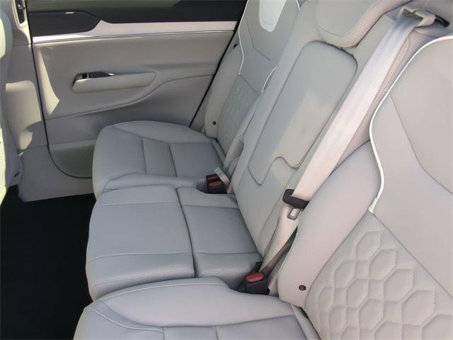 new 2025 Volvo EX90 car, priced at $88,945