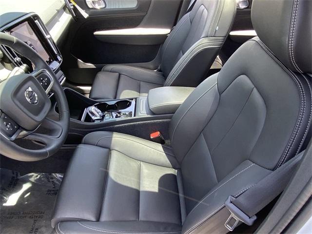 new 2024 Volvo XC40 car, priced at $47,420