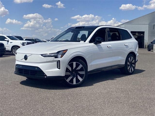 new 2025 Volvo EX90 car, priced at $94,935