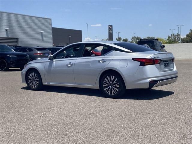 used 2023 Nissan Altima car, priced at $17,999