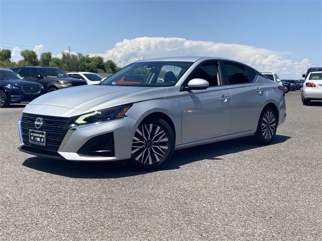 used 2023 Nissan Altima car, priced at $17,999