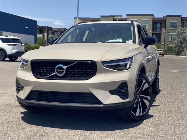 new 2025 Volvo XC40 car, priced at $50,825
