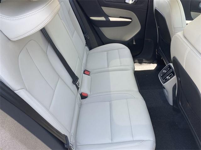 new 2025 Volvo XC40 car, priced at $50,825