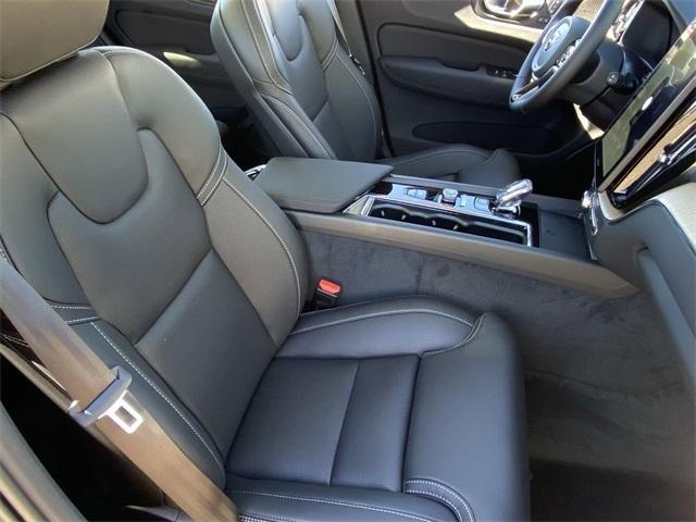 new 2026 Volvo XC60 car, priced at $63,935