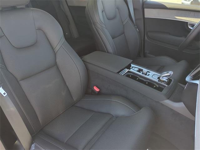new 2025 Volvo XC90 Plug-In Hybrid car, priced at $84,050