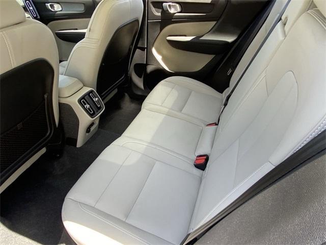 new 2025 Volvo XC40 car, priced at $50,025