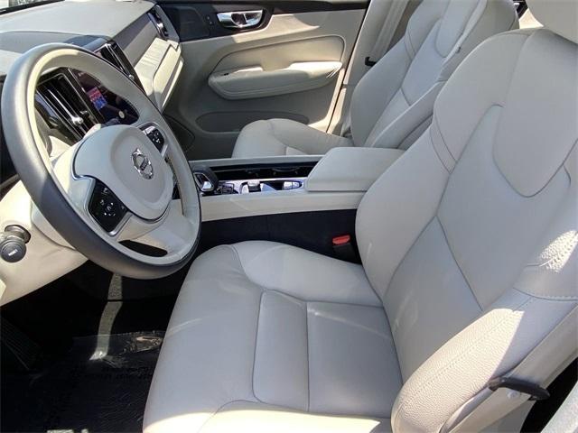 new 2025 Volvo XC60 car, priced at $56,550