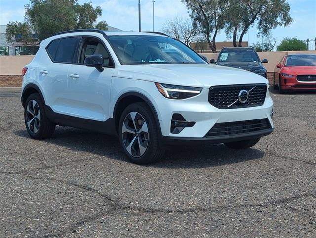 new 2025 Volvo XC40 car, priced at $48,785