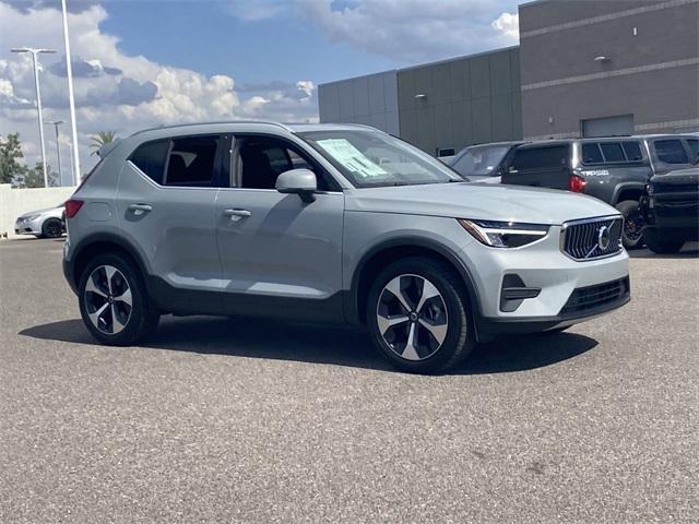 new 2025 Volvo XC40 car, priced at $46,485